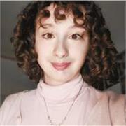 Laureata in Filologia moderna all'Università di Padova propone lezioni di italiano per scuola media e superiore a Trieste.