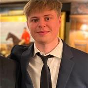 Profesor nativo de inglés y recién graduado de un Bachelor's en lenguas extranjeras. Quiero dar clases a todos!