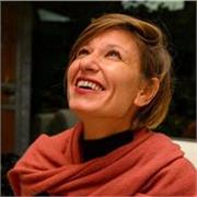 Cerchi qualcuno che non solo ti aiuti a studiare ma che ti insegni anche un metodo di studio? Chiamami
