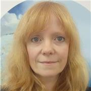 Exhibiting artist (Goldsmiths MFA) and qualified teacher whose students have gained places at their first-choice art schools.