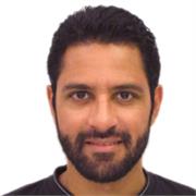 Profesor universitario con aproximadamente 15 años de enseñanza internacional en Corea del Sur, China, y Brasil.