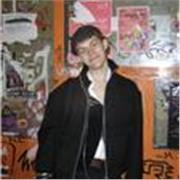 Język polski znam na poziomie C1 (zaawansowanym). Od wielu lat mieszkam w Polsce, co pozwoliło mi osiągnąć swobodę w komunikacaji