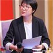 English tutor that helps adults improve real-life and professional english communication