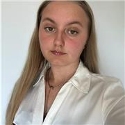 Englisch / Deutsch Lehrerin mit Kreativität und Spaß