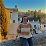Profesora de inglés imparte clases particulares de refuerzo para niños en Primaria y ESO