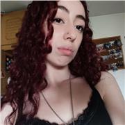 Profesora de Lengua Castellana y Literatura para enseñar a cualquier tipo de edad