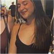 Buenas! Me llamo Ada, tengo 24 años, estoy cursando el Conservatorio Superior de Jazz y Musicas Modernas y 2 años de experiencia