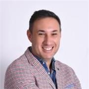 Coach de Carrera titulado con más de 4 años de experiencia de ayudar profesionales con su búsqueda de trabajo.
