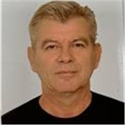 Yeni baslayanlar (Çocuklar dahil),Orta seviyedeki adaylara Ingilizce pratik ve gramer olarak ders verebilirim.