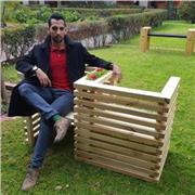 Soy un diseñador industrial Con experiencia en el diseño y fabricación de productos funcionales. Dispongo de un taller donde cuento con herramientas, tales como Impresoras 3d, donde actualmente desarrollo productos y realizo servicios. Me gustaría enseñar