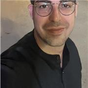 Insegnante di Matematica di ottimo livello ma molto preparato anche in altre materie quali Inglese e Italiano