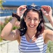 Soy maestra de PT (maestra de apoyo al aprendizaje) y puedo ofrecer clases de cualquier materia en primaria y hasta 2º de la ESO.