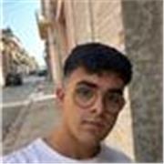 Studente di Ingegneria Chimica al Politecnico di Milano impartisce ripassi di matematica per scuole medie e superiori