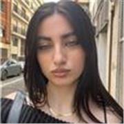 Me defino como una persona responsable, paciente y apasionada por la enseñanza del italiano. Me gustaría dar clases a estudiantes