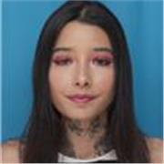 Profesora de ofrece clases online de matemáticas, nivel básico e intermedio