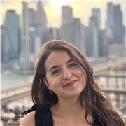 Amerikanische Englischlehrerin mit TEFL-Zertifizierung bietet Online-Unterricht