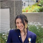 Profesora de filosofía con experiencia en semilleros de indagación y clases de secundaria