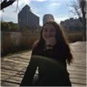 Soy estudiante de cuarto de filología hispánica y ya tengo experiencia en este ámbito, además, doy clases particulares desde que tengo 16 años. También he corregido tesis doctorales de alumnos erasmus