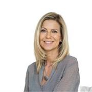 in meinem ganzheitlichen Coaching helfe ich dir, Klarheit und Ausrichtung zu finden und dein Selbstbewusstsein zu stärken.