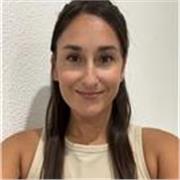 Soy Valentina, fisioterapeuta con enfoque en el entrenamiento personalizado, con más de 10 años de experiencia