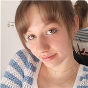 Élève de terminale scientifique, je vous propose mon aide pour des cours de maths, de SVT ou de physique chimie selon vos besoins