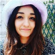 Studentessa neolaureata in psicologia impartisce lezioni private di italiano, storia, psicologia filosofia e arte