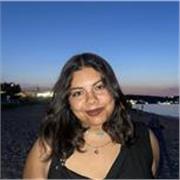 Ragazza universitaria offre ripetizioni di inglese e italiano. 