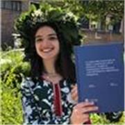 Insegnante di inglese con certificazione Cambridge C1 offre lezioni online per bambini e ragazzi delle scuole medie e superiori