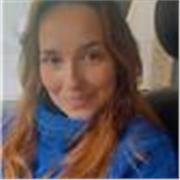 Hice hasta 2° de carrera de Biología en la Universidad de Valencia y tengo una FP superior en laboratorio clínico y biomédico. 