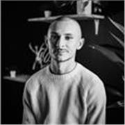 Expert et intervenant en leviers de croissance digitale