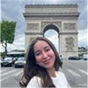 Passionnée par les langues et certifiée IELTS et TOEIC, j’aide les élèves à progresser en anglais à Rennes ou en ligne.
