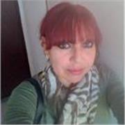 Maestra impartieno clases particulares o presencial en aula