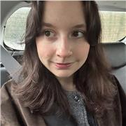 Actuellement étudiante en L2 LLCER Anglais, je souhaite enseigner l’anglais à tout public, de la primaire au lycée