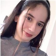 Adapto las clases al nivel de cada alumno, me gusta hacer las clases dinámicas con juegos para que se haga mas ameno y mas fácil aprender