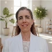 Experienced language teacher and coach with over 20 years of experience helping students and professionals