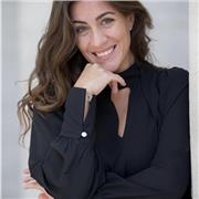 Insegnante laureata in pedagogia. Ho varie esperienze nel mondo della scuola e con le ripetizioni fuori orario. Disponibile per materie umanistiche, letterarie e per la lingua inglese