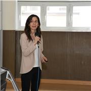 Laureata magistrale in chimica offre ripetizioni a studenti di superiori e università