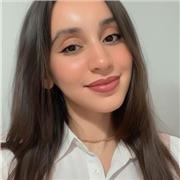 Étudiante en Master motivée pour aider aux devoirs et enseigner arabe et anglais