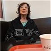 Lje peux faire du soutien scolaire du co à la 4eme. Professeur des écoles à la retraite. Je n'ai pas bien compris si c'était des cours en ligne, ou en présentiel