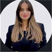 Arabic teacher offering personalized lessons for beginners and adults