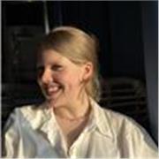 Chinese tutor, with BA (Hons) degree, offering empathetic, passionate online lessons backed by international teaching experience.