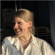 Chinese tutor, with BA (Hons) degree, offering empathetic, passionate online lessons backed by international teaching experience.