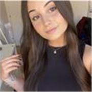 Actualmente trabajo de profesora particular de inglés con niños de diferentes edades y niveles