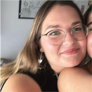 Joven con C1 de inglés, nativa de ruso