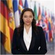 Maestra de español, inglés, filosofía, ética y civismo a niveles primaria y secundaria