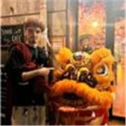 Profesor de inglés o matemáticas atento y paciente 