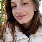 Laureanda impartisce lezioni di italiano/matematica per bambini delle elementari