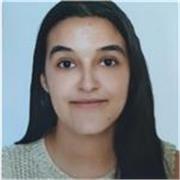 Soy una persona extrovertida a la que le encanta ayudar, he estado dando clases a muchos niños de química, sintaxis, etc.