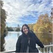 Native Spanish speaker offering Spanish lessons to beginners of all ages. Experience as volunteer teaching children.