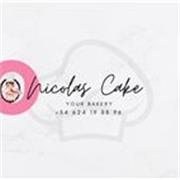 Me encanta la repostería y actualmente realizo tartas personalizadas, me gusta enseñar a niños.